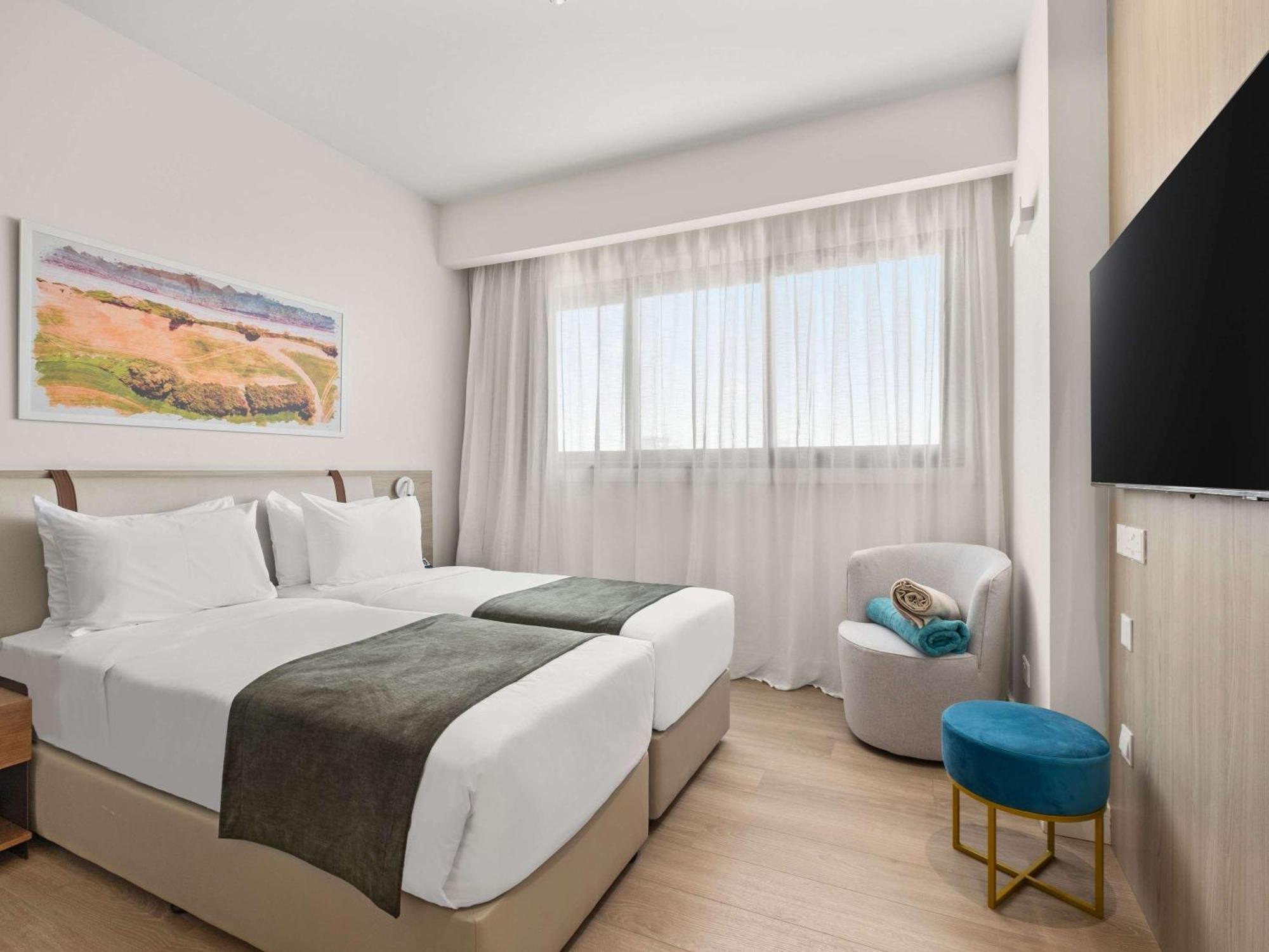 Mercure Larnaca City Exterior photo