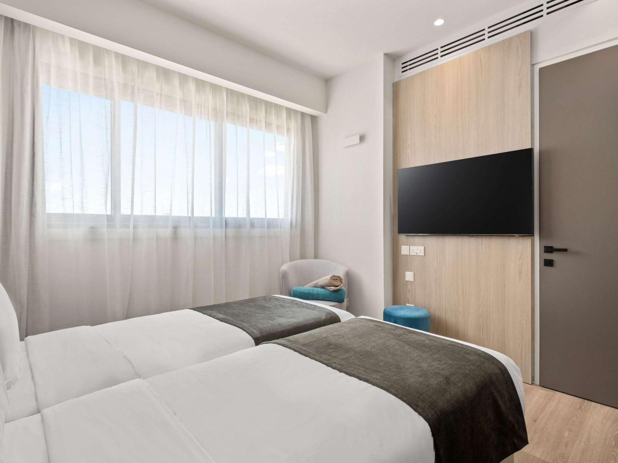 Mercure Larnaca City Exterior photo